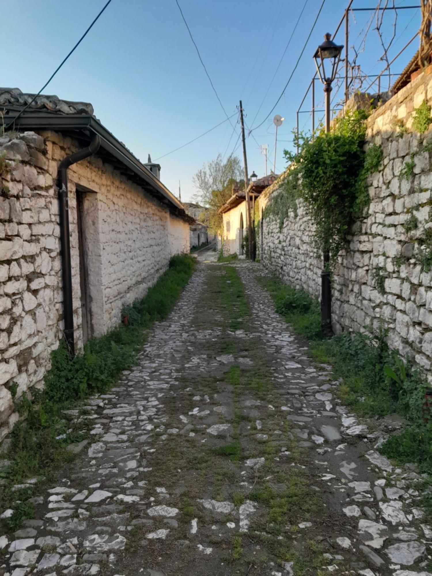 Guest House Maria - Berat Castle Стая снимка
